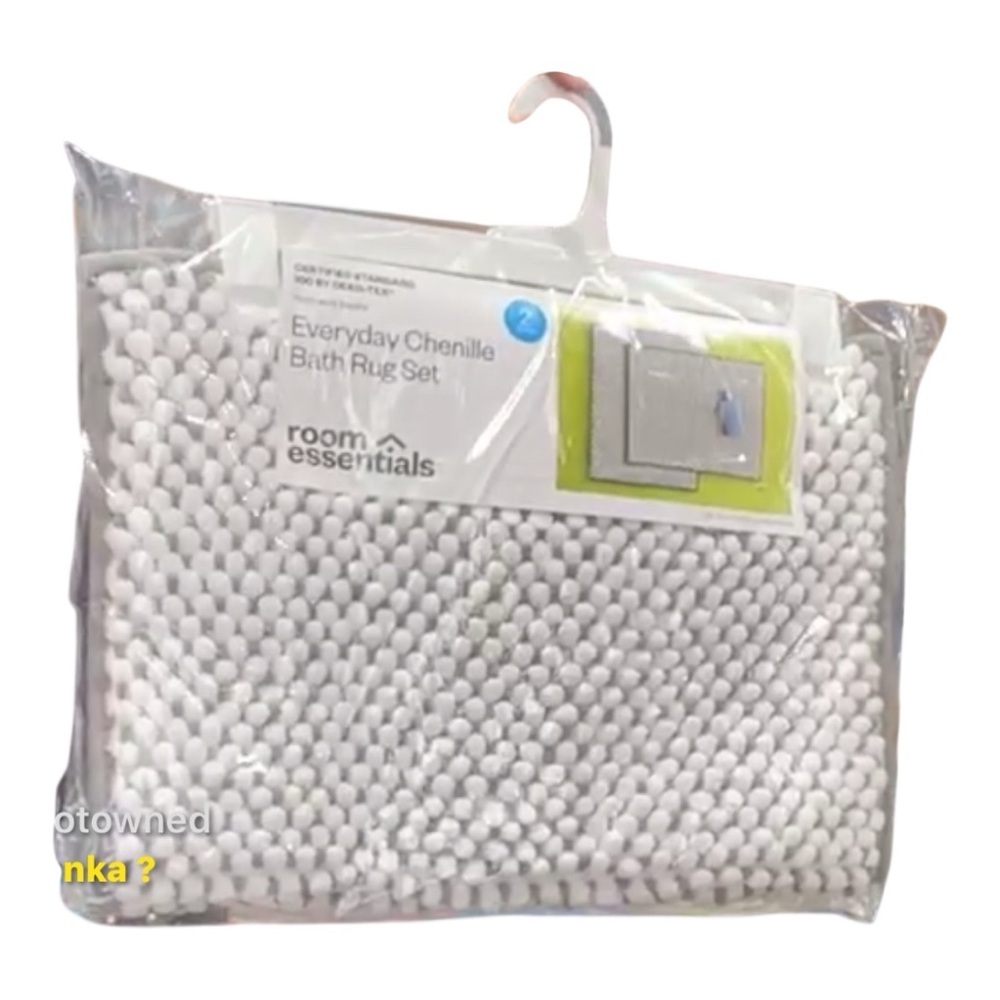 Room Essentials Everyday Chenille Bath Rug Set 2pc 17”x24” Non-Skid